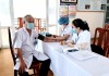 Trung tâm Y tế huyện phối hợp với Bệnh viện Đa khoa huyện Quảng Ninh triển khai tiêm vắc xin AstraZeneca